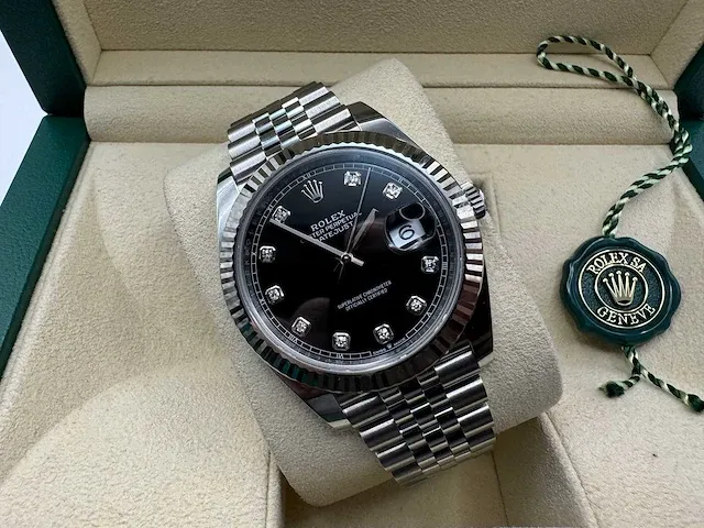 Rolex datejust "diamond dial" 126334 2022 - afbeelding 10 van  17