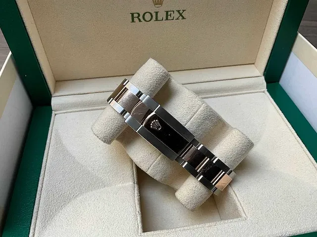 Rolex datejust "wimbledon" 126333 2021 - afbeelding 4 van  10