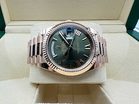 Rolex day-date 40 228235 | olive dial | 2025 | new - afbeelding 7 van  12