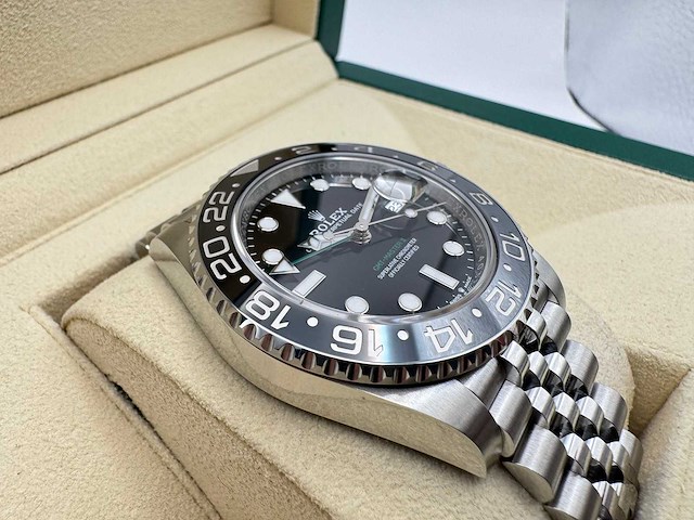 Rolex gmt-master ii | "bruce wayne" | 126710grnr | 2025 | new - afbeelding 11 van  12