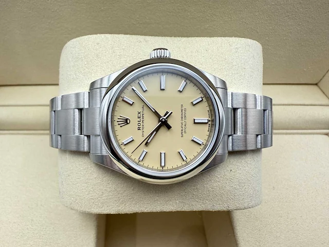 Rolex oyster perpetual 31 277200 | beige | 2025 | new - afbeelding 7 van  12