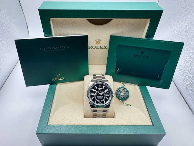 Rolex sky-dweller 336934 | black dial | 04-2025 | new - afbeelding 4 van  12
