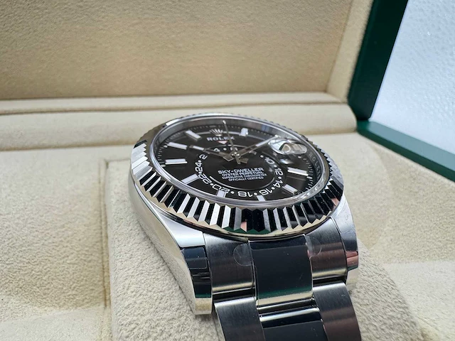 Rolex sky-dweller 336934 | black dial | 04-2025 | new - afbeelding 12 van  12