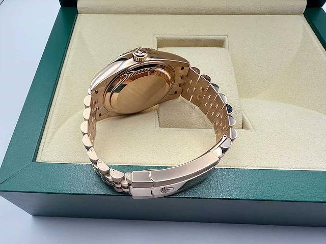 Rolex sky-dweller 336935 | blue dial | 2025 | new - afbeelding 11 van  12