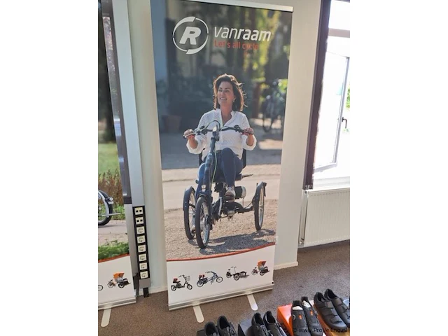 Roll-up banner met opdruk "vanraam" - afbeelding 2 van  3