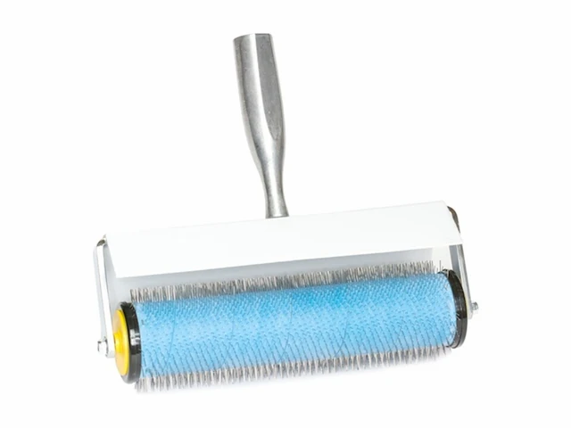 Roll ventilatierol 250mm x 13mm met roestvrij stalen spikes - afbeelding 1 van  1