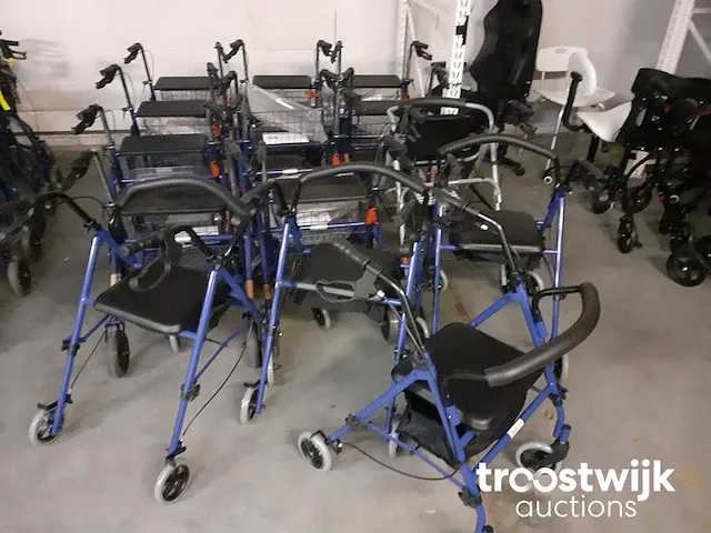 Rollator - afbeelding 1 van  4