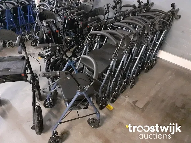 Rollator - afbeelding 2 van  3