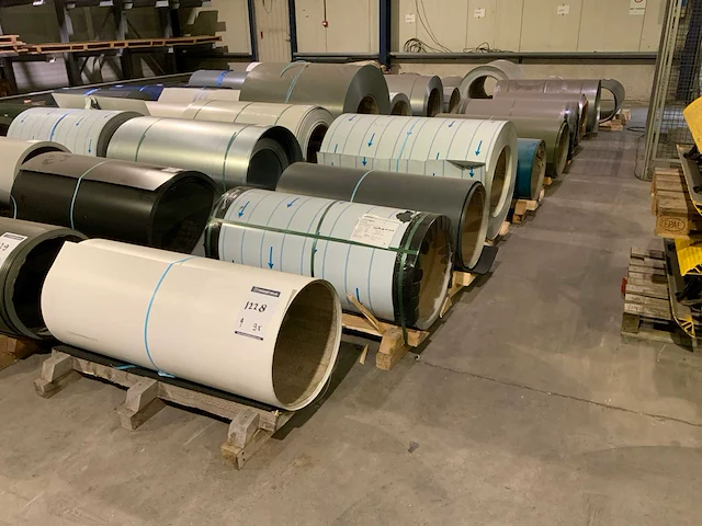 Rollen plaatstaal (9x) - afbeelding 1 van  12