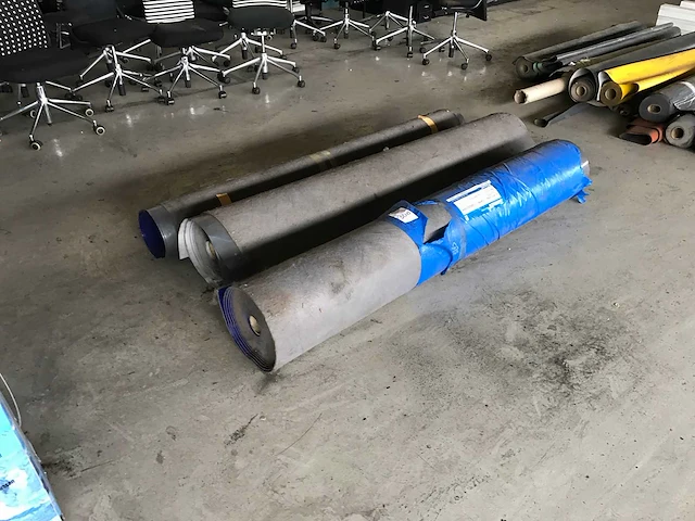 Rollen plastic dakzeil met stof (3x) - afbeelding 2 van  3