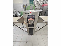 Rollfix - 2011 - 300/650 1.2lx1.2l - deeguitrolmachine - afbeelding 6 van  10