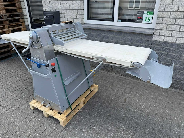 Rollfix - uitroltafel - uitrolmachine - afbeelding 2 van  6
