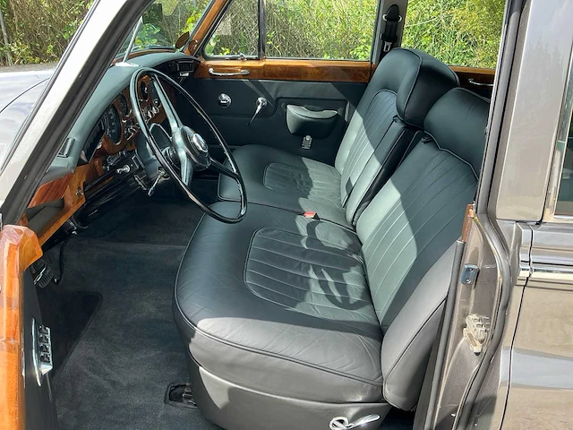 Rolls royce - silver cloud 3 - oldtimer - afbeelding 32 van  85