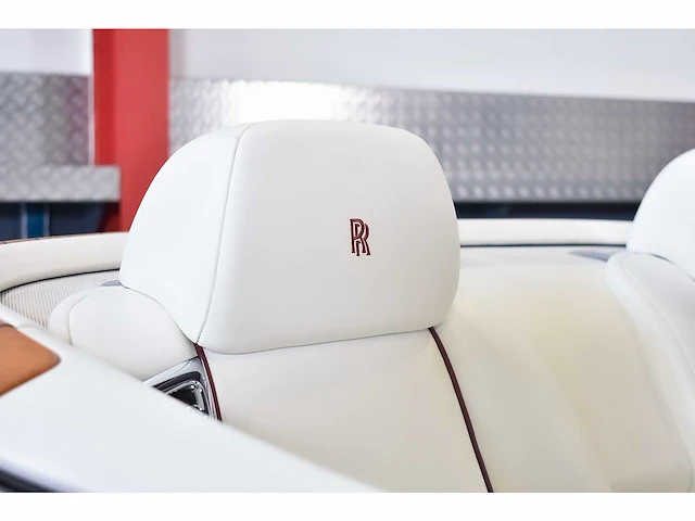 Rolls royce dawn convertible 6,6l v12 - 2017 - afbeelding 8 van  100