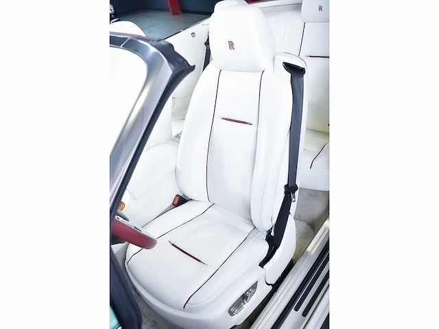 Rolls royce dawn convertible 6,6l v12 - 2017 - afbeelding 36 van  100
