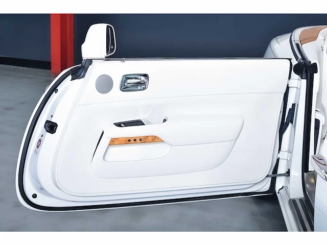 Rolls royce dawn convertible 6,6l v12 - 2017 - afbeelding 40 van  100