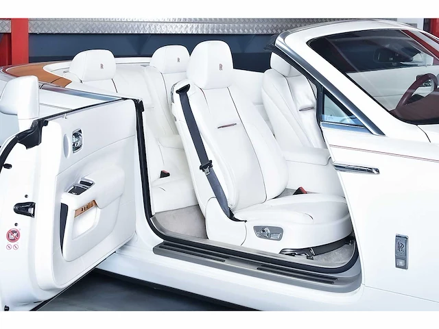 Rolls royce dawn convertible 6,6l v12 - 2017 - afbeelding 42 van  100