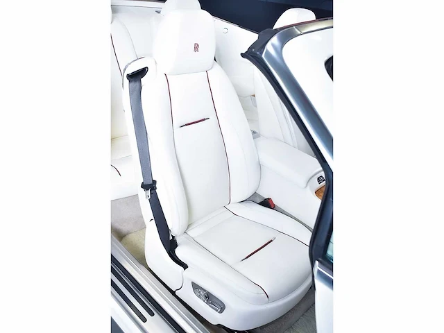 Rolls royce dawn convertible 6,6l v12 - 2017 - afbeelding 50 van  100