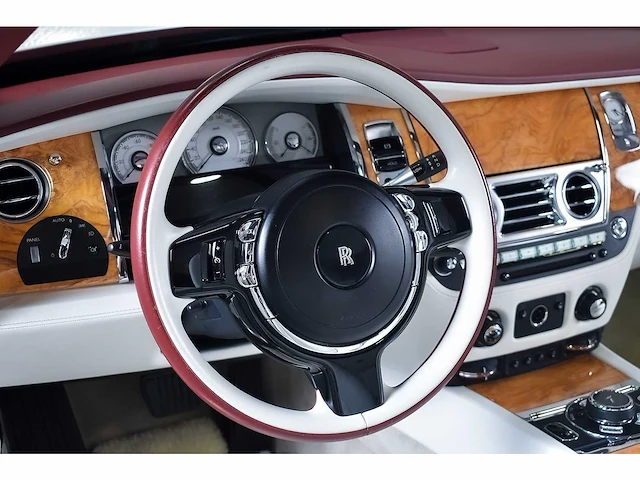 Rolls royce dawn convertible 6,6l v12 - 2017 - afbeelding 82 van  100