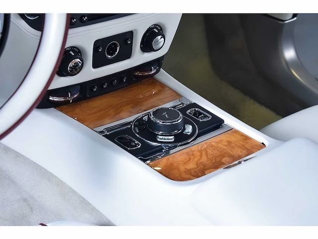 Rolls royce dawn convertible 6,6l v12 - 2017 - afbeelding 84 van  100