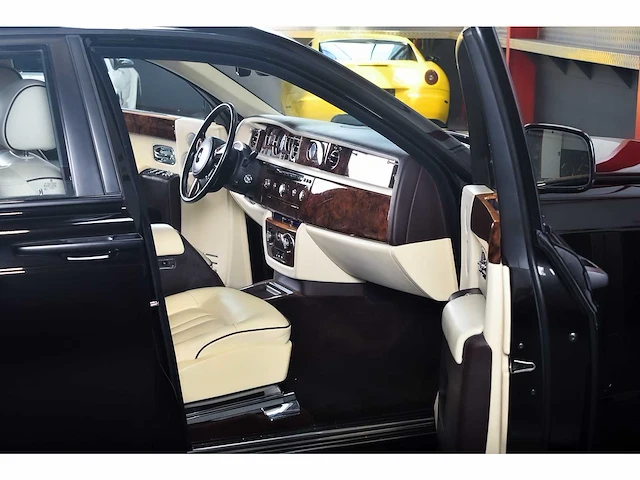 Rolls royce phantom 'mansory' sedan 6,75l v12 - 2013 - afbeelding 102 van  105