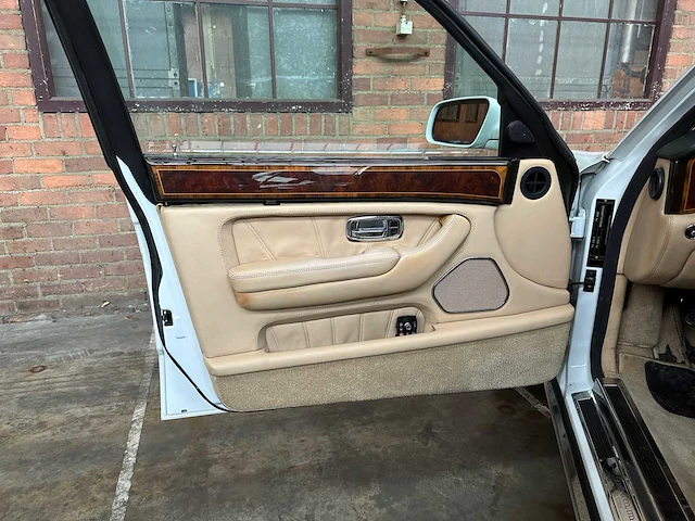 Rolls-royce silver seraph park ward 5.4 v12 322pk 2002 youngtimer - afbeelding 18 van  38