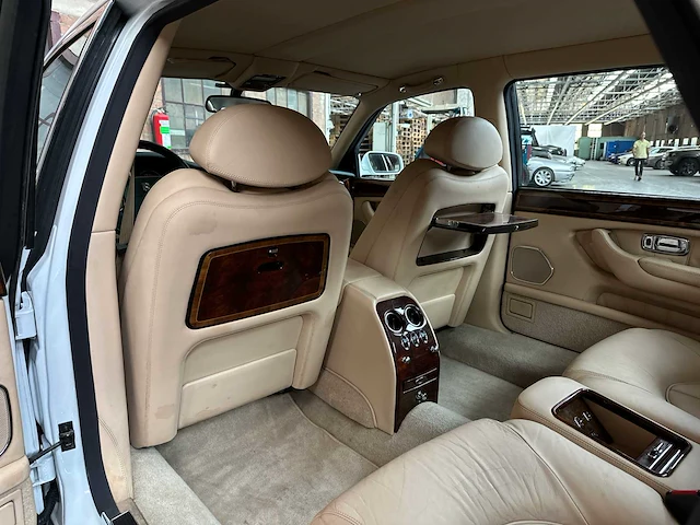 Rolls-royce silver seraph park ward 5.4 v12 322pk 2002 youngtimer - afbeelding 21 van  38
