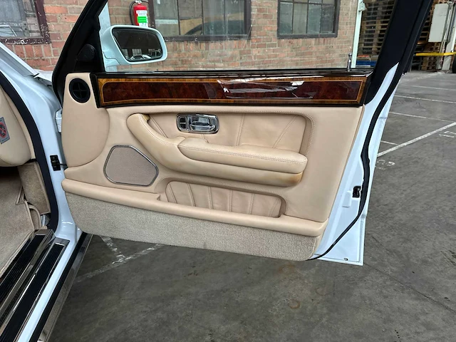 Rolls-royce silver seraph park ward 5.4 v12 322pk 2002 youngtimer - afbeelding 27 van  38