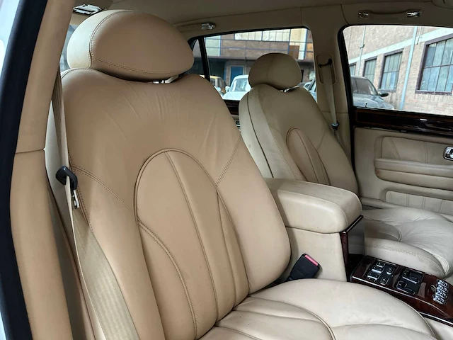 Rolls-royce silver seraph park ward 5.4 v12 322pk 2002 youngtimer - afbeelding 29 van  38