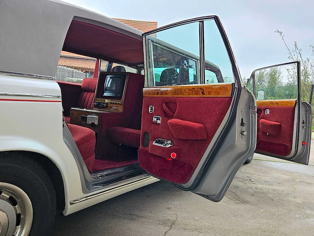 Rolls-royce silver shadow ii everflex 'stretched limousine', 55-ya-65 - afbeelding 17 van  57