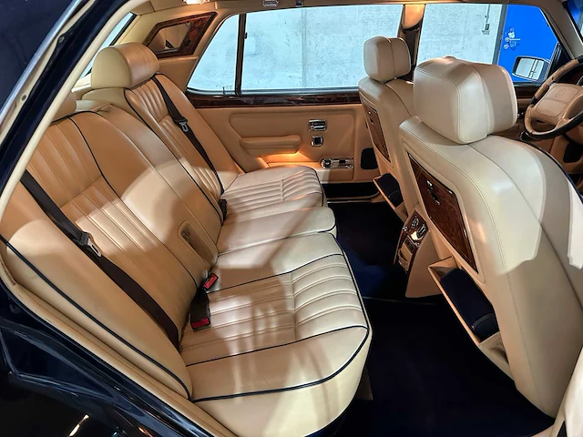 Rolls-royce silver spur 6.8 v8 304pk 1997 - afbeelding 33 van  43