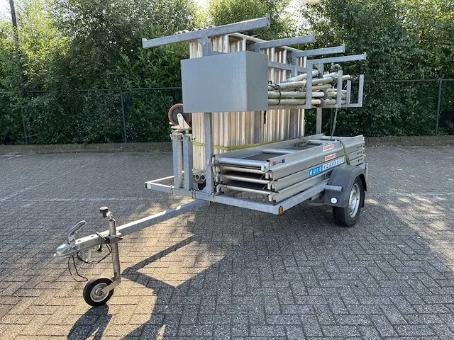 Rolsteiger met aanhangwagen - afbeelding 1 van  12