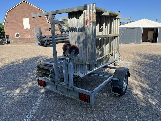 Rolsteiger met aanhangwagen - afbeelding 5 van  12