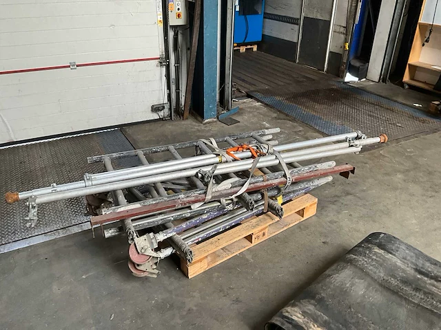 Rolsteiger - afbeelding 1 van  7