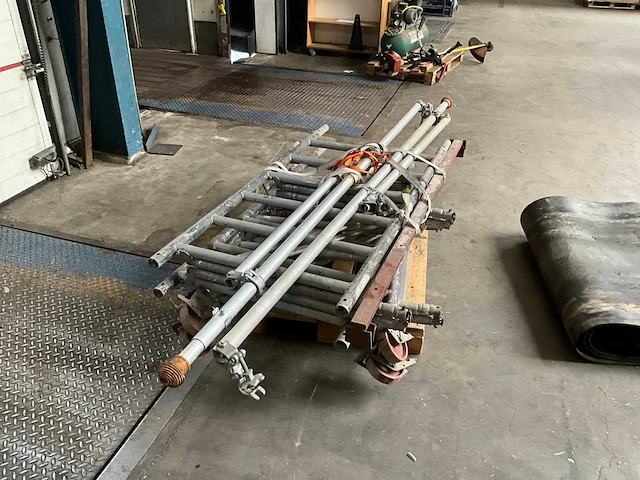 Rolsteiger - afbeelding 2 van  7