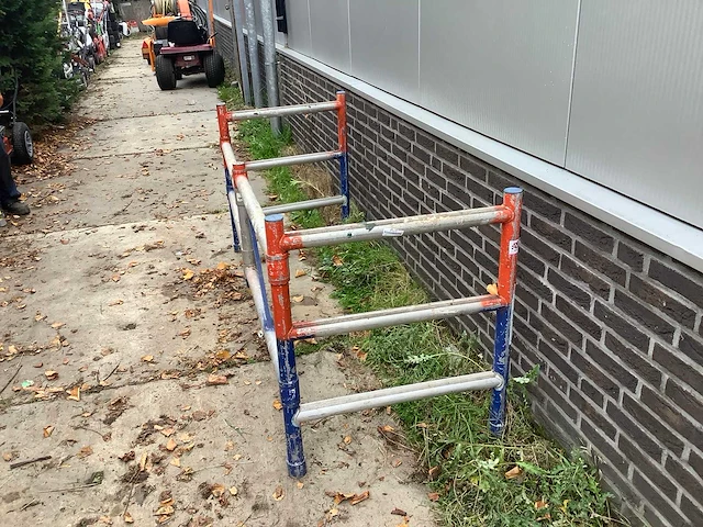 Rolsteiger - afbeelding 2 van  3