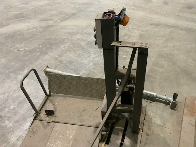 Rolstoel lift - afbeelding 4 van  5