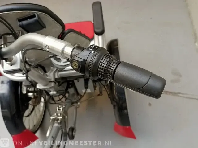 Rolstoelfiets van raam, o-pair² - 3x elektrische trapondersteuning - afbeelding 9 van  12