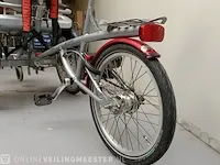 Rolstoelfiets van raam, o'pair² - afbeelding 7 van  9