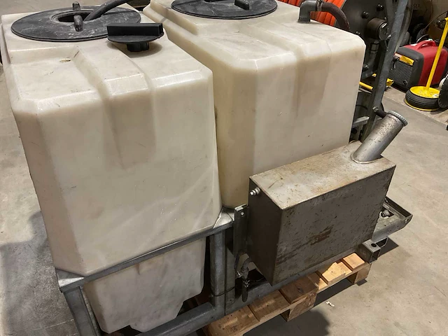 Rom compact rioolreinigingsmachine - afbeelding 9 van  9