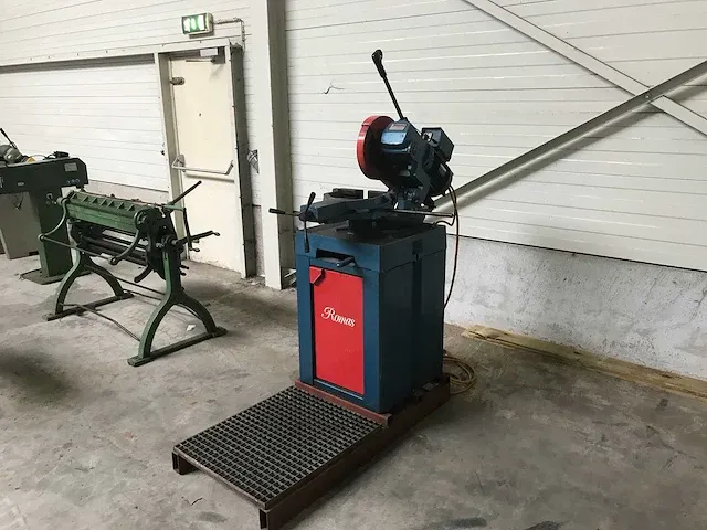 Romas - 300 - verstekzaagmachines - afbeelding 2 van  9