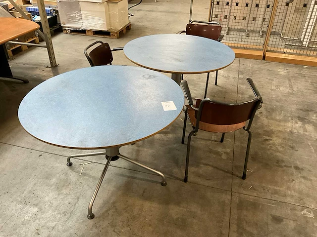 Rond kantinetafel (2x) - afbeelding 1 van  4