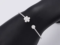 Ronde armband met briljanten en bloem vorm - afbeelding 2 van  7