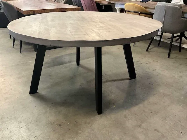 Ronde eetkamertafel - afbeelding 3 van  3