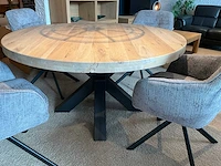Ronde eiken eetkamertafel - afbeelding 1 van  7