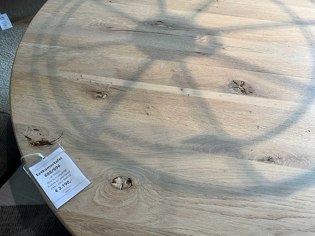 Ronde eiken eetkamertafel - afbeelding 7 van  7