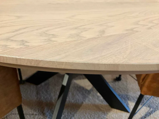 Ronde eiken eetkamertafel - afbeelding 6 van  9