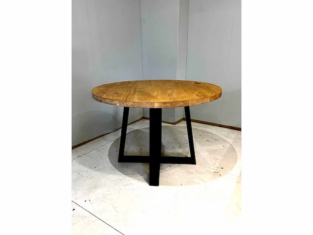 Ronde eiken eettafel 110 cm. - afbeelding 1 van  4