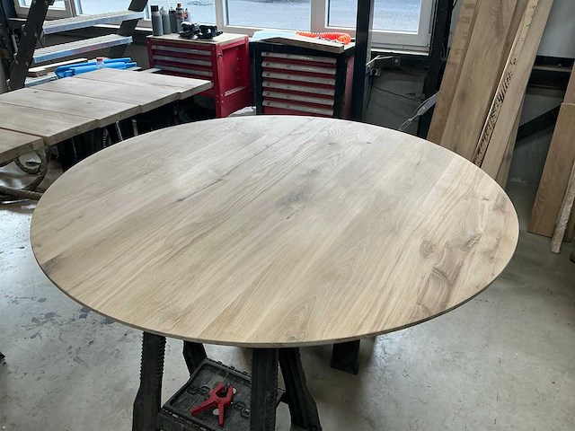 Ronde eikenhout tafelblad 1500x1500 (4x) - afbeelding 1 van  4