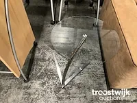 Ronde glazen tafel - afbeelding 2 van  2